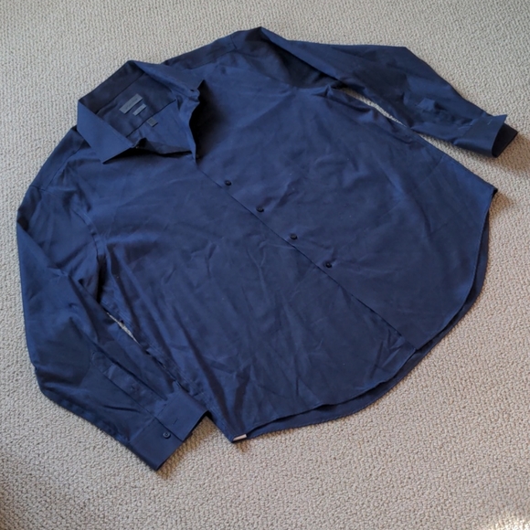 Calvin Klein Slim Fit Non Iron Shirt - Picture 1 of 4